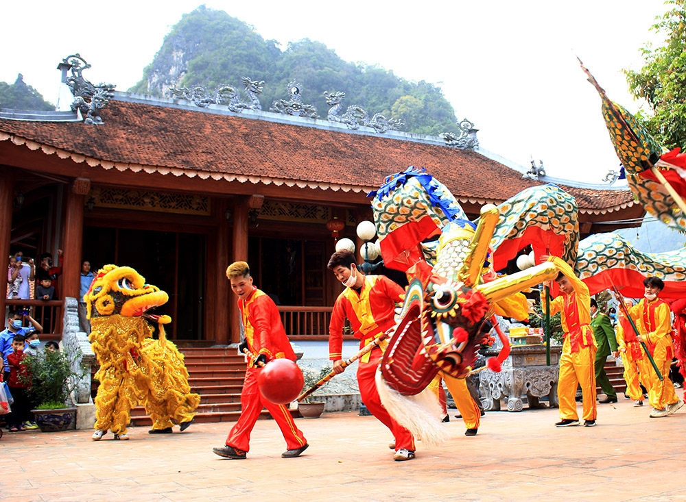 Lễ hội pháo hoa Quảng Uyên