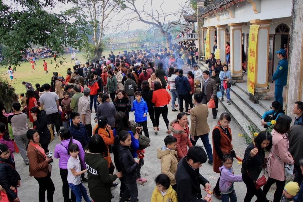 Lễ hội chùa Đà Quận