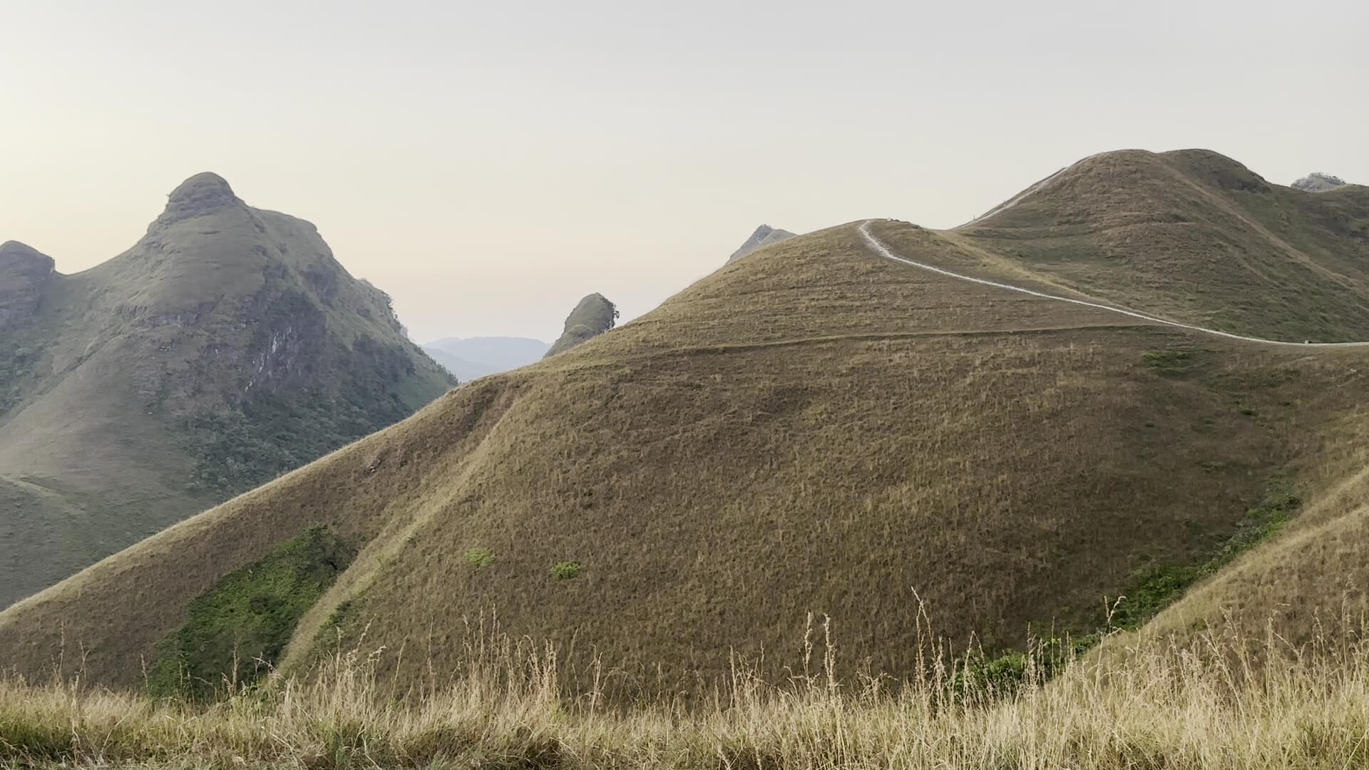 Ba Quáng Panorama