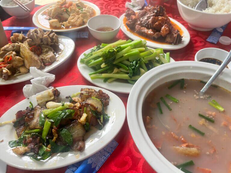 Cơm bình dân Hoàng Dương - ảnh 4