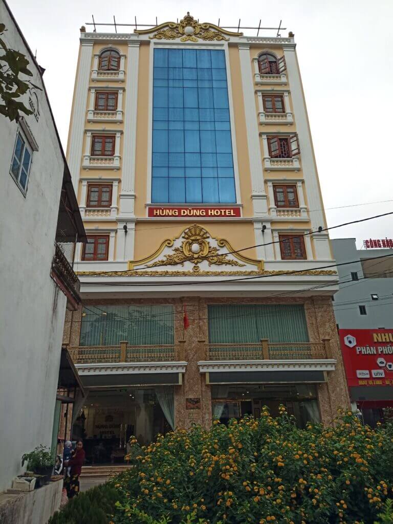 Khách Sạn Hùng Dũng - Xã Quảng Uyên