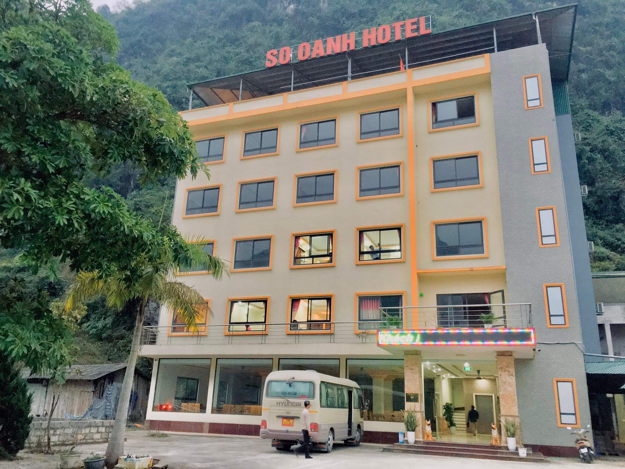 Khách sạn So Oanh