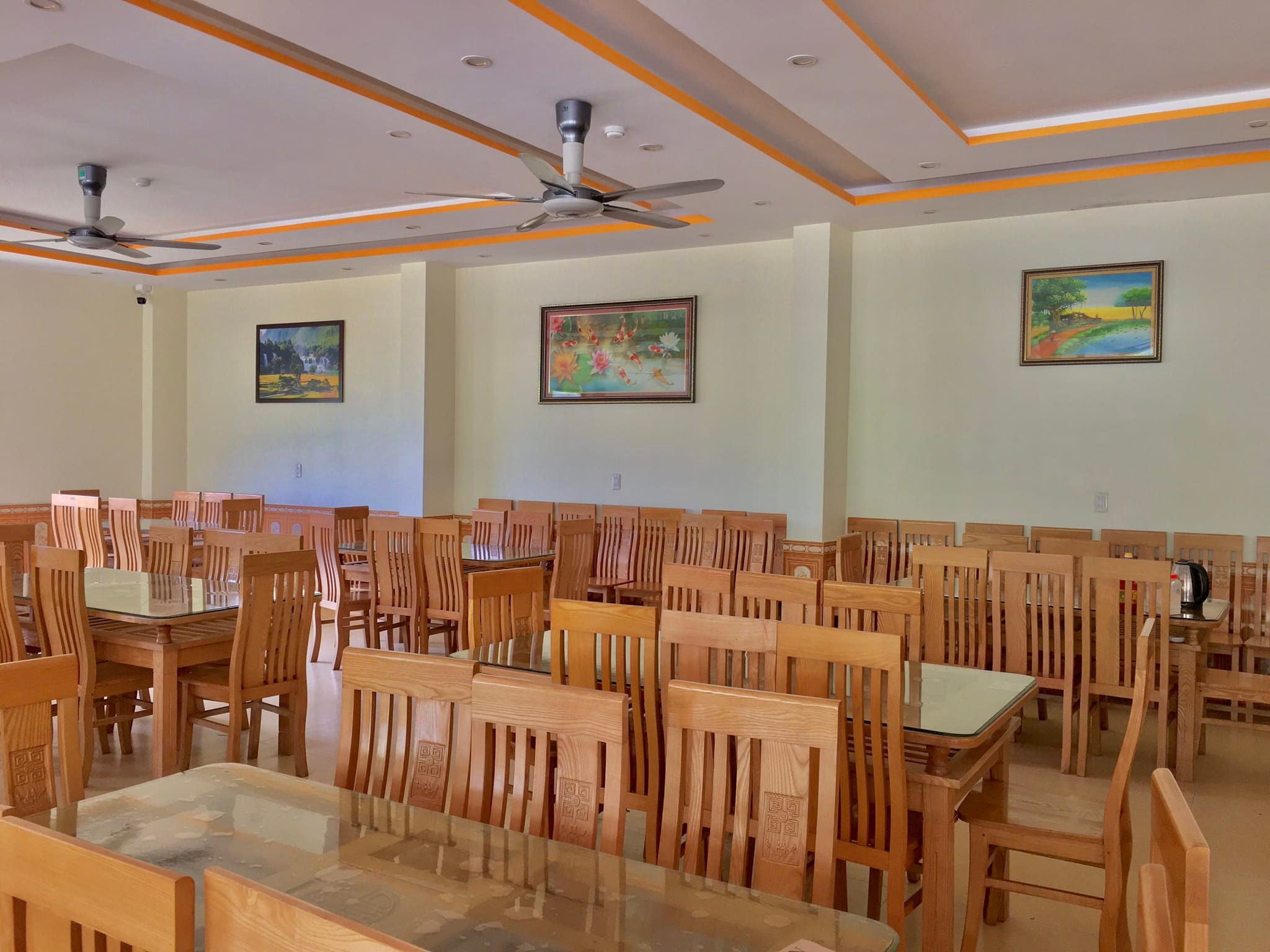 Khách sạn So Oanh