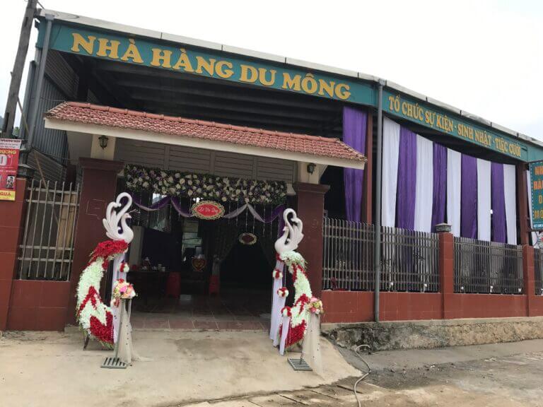 Nhà Hàng Du Mông - Xã Hạ Lang