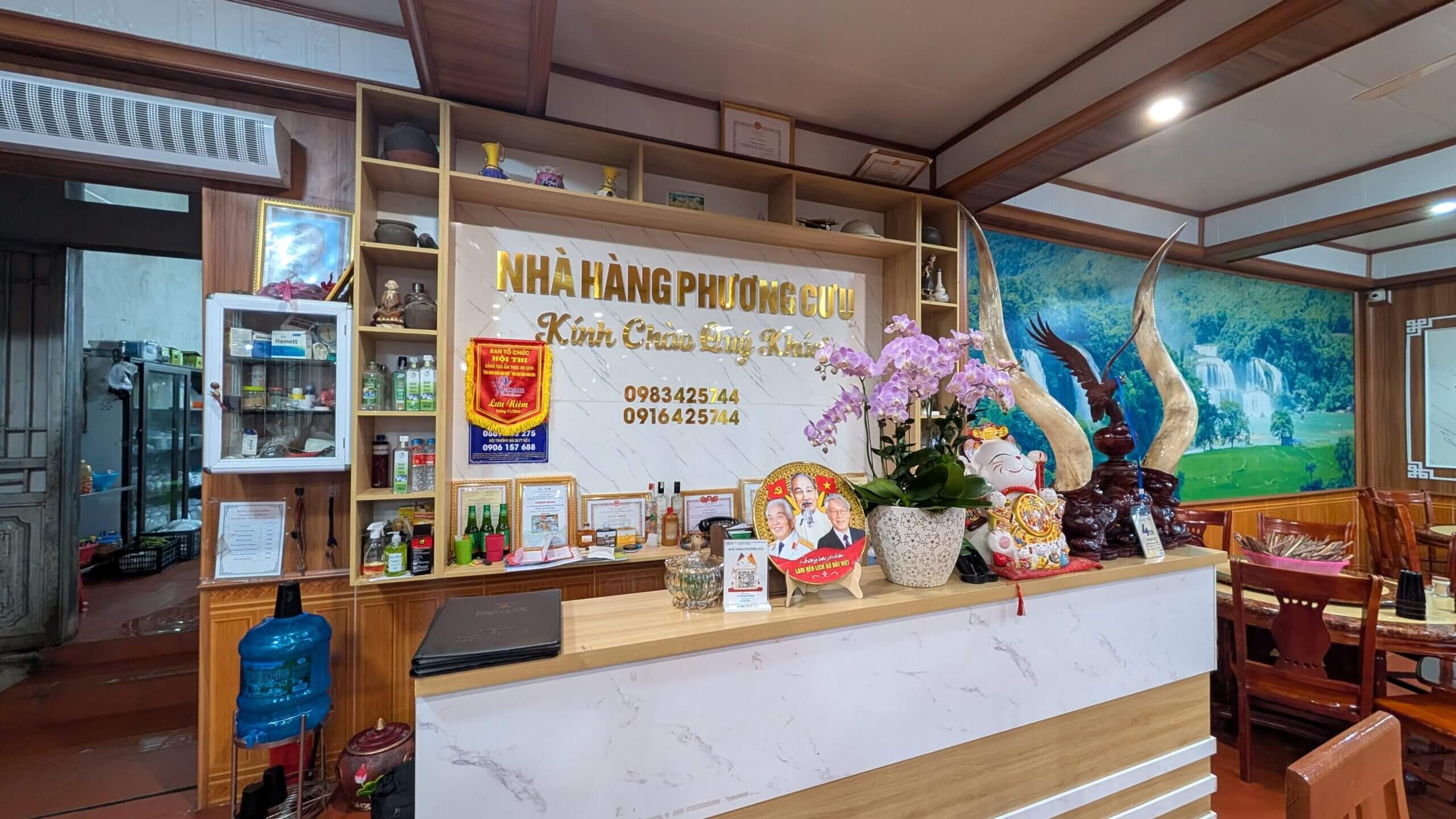 Nhà Hàng Phương Cưu