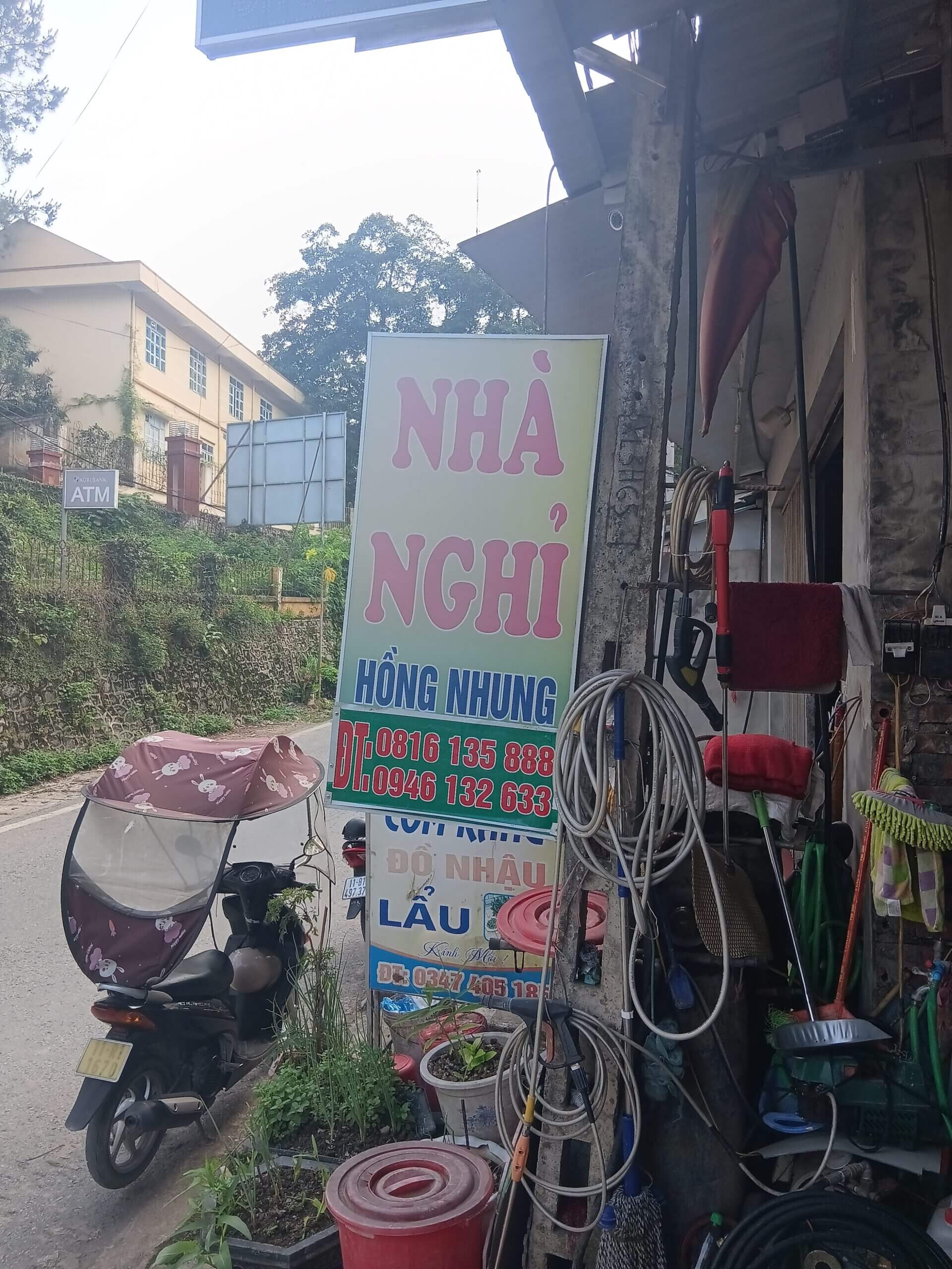 Nhà nghỉ Hồng Nhung