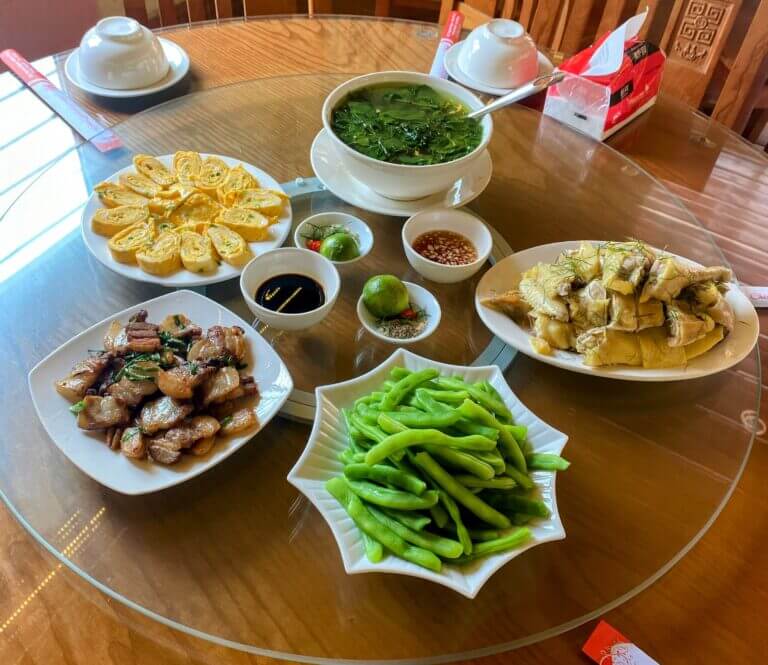 Quán Cơm Vinh Ngườm Ngao - ảnh 4