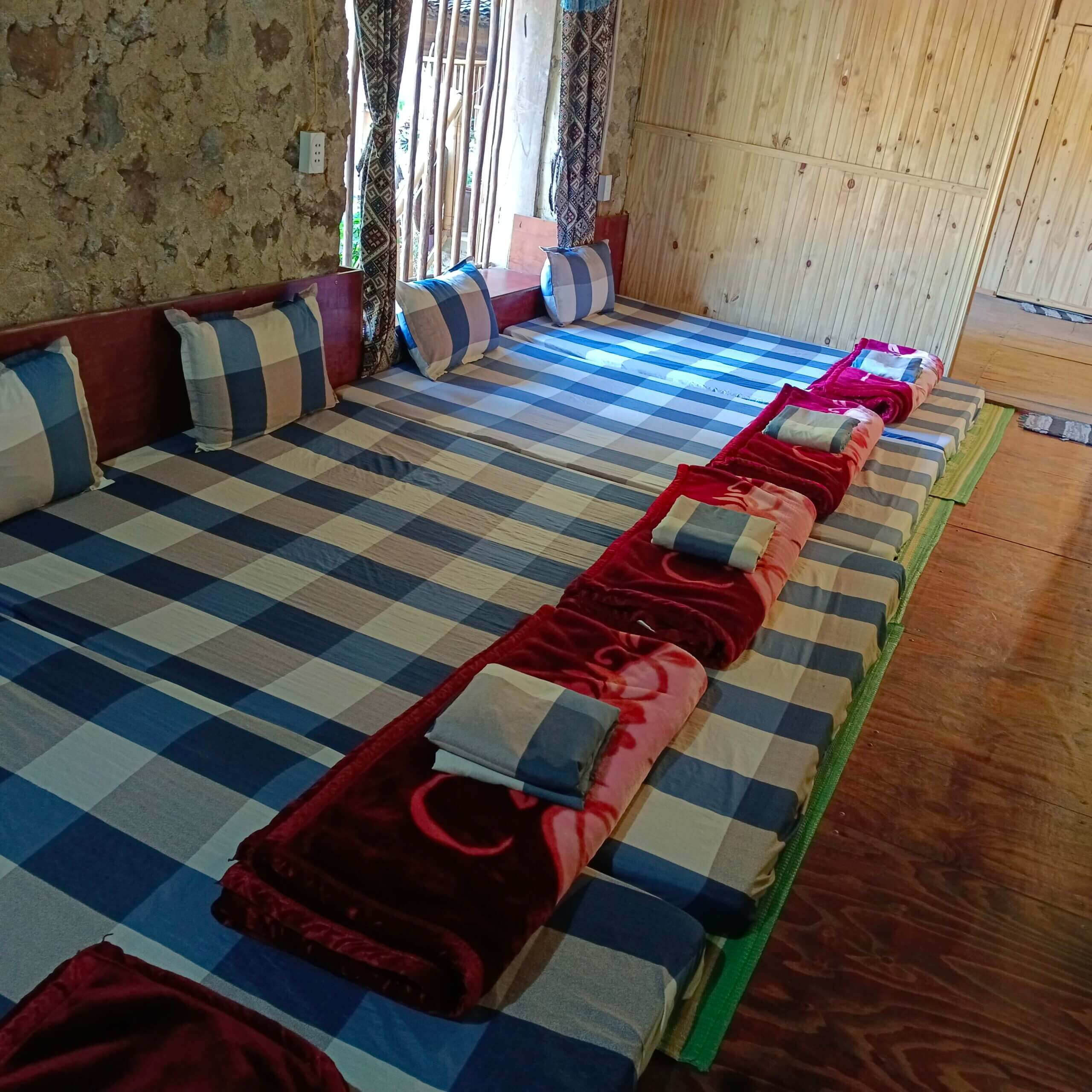 Quang Thuận Bản Giốc Homestay