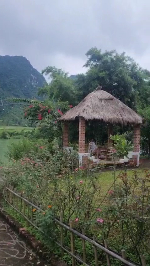Riverside Homestay