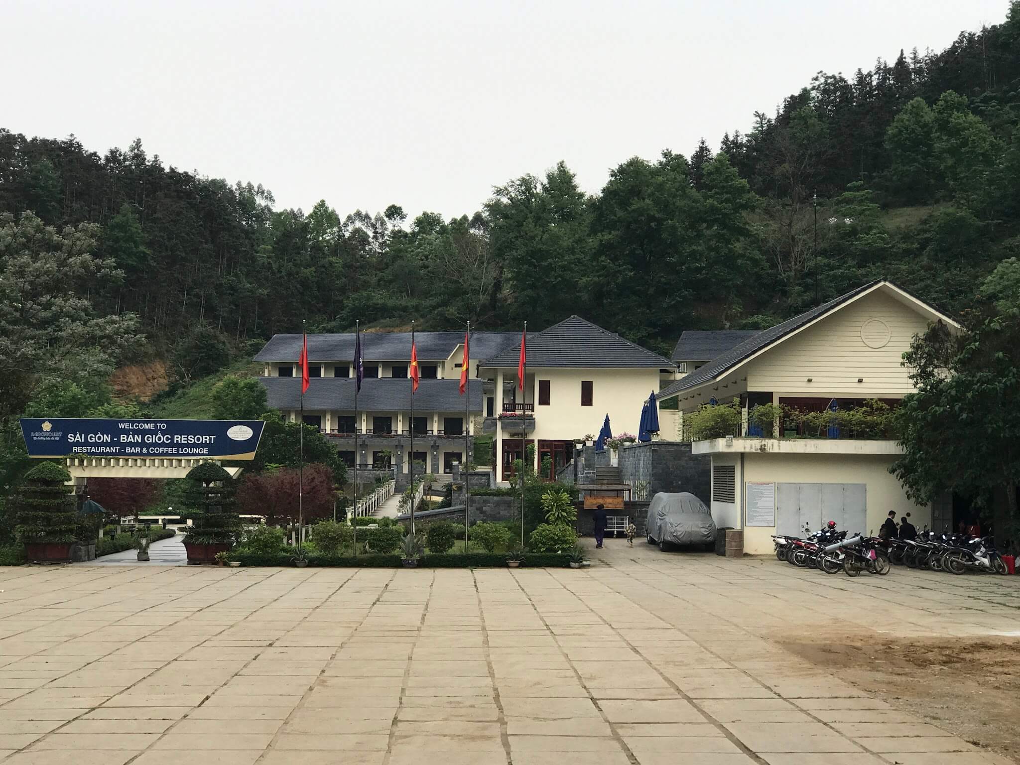Sài Gòn – Bản Giốc Resort