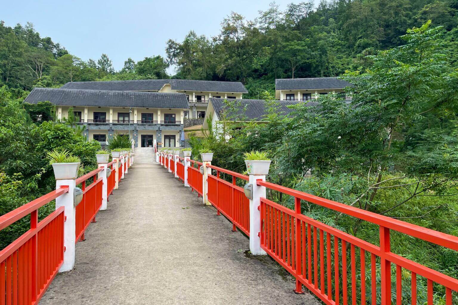 Sài Gòn – Bản Giốc Resort