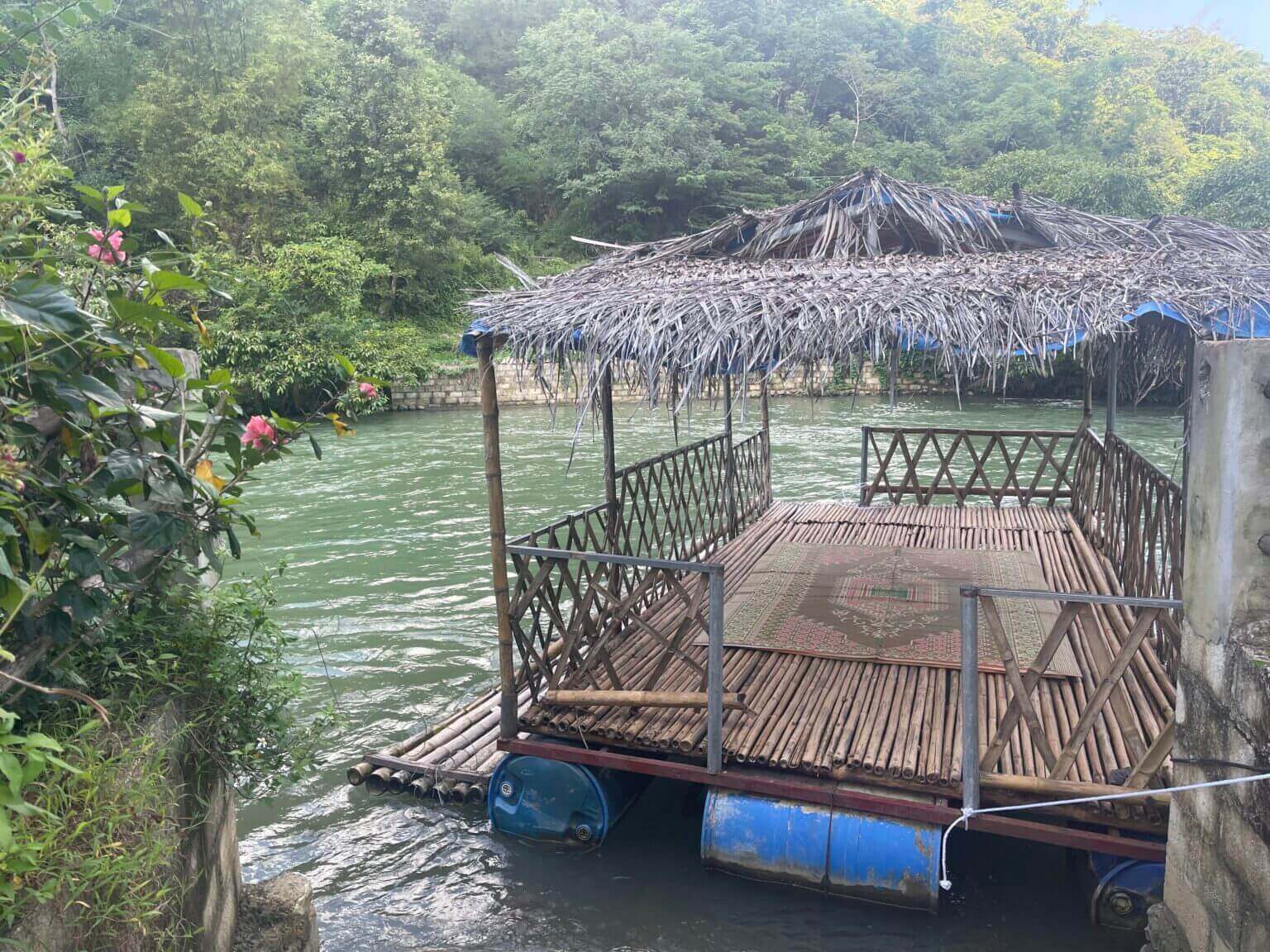Sông Quê Homestay