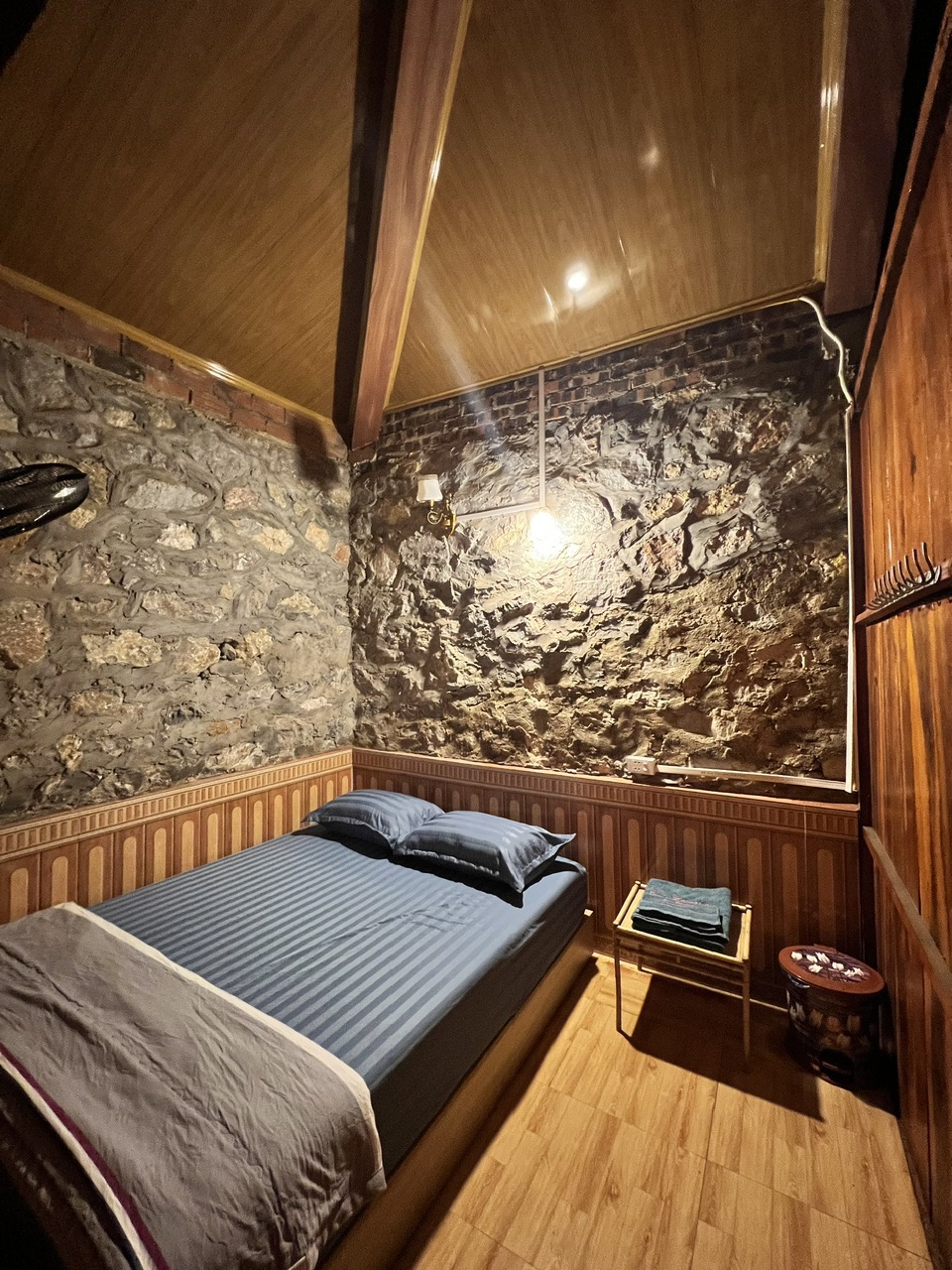 Thu Homestay thác bản giốc