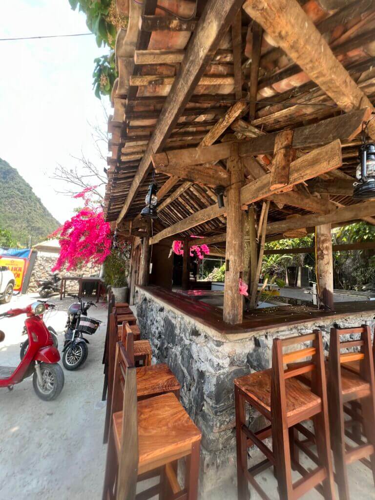 Cafe Nhà Xưa - Xã Quảng Uyên