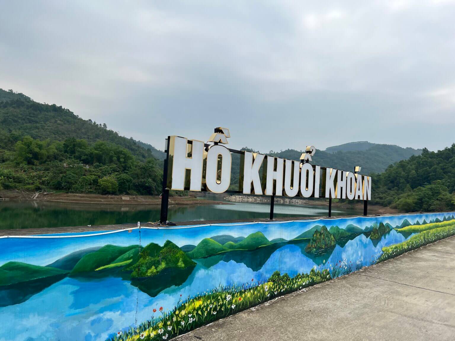 Khuoi Khoan Lake
