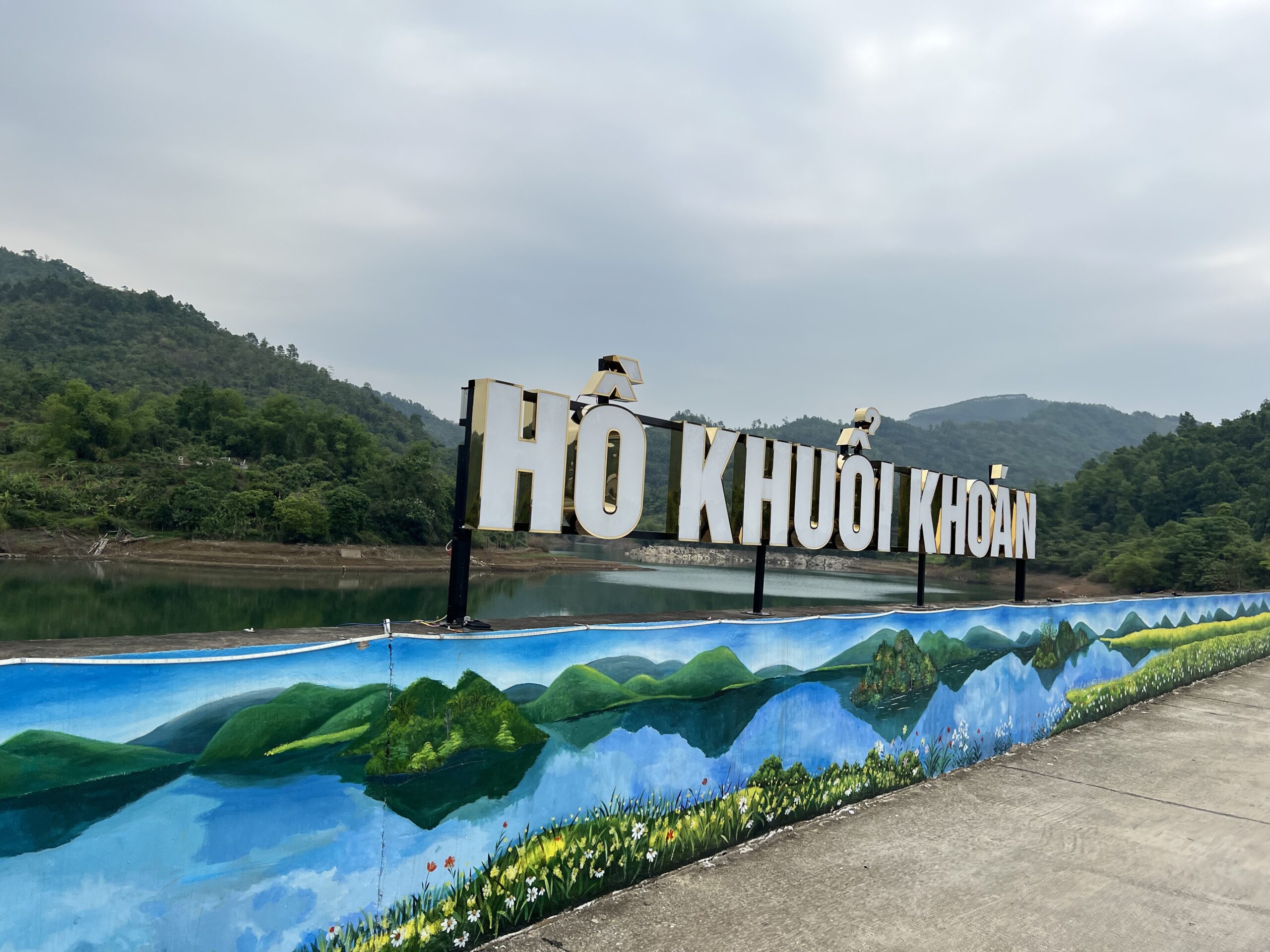 Hồ khuổi khoán
