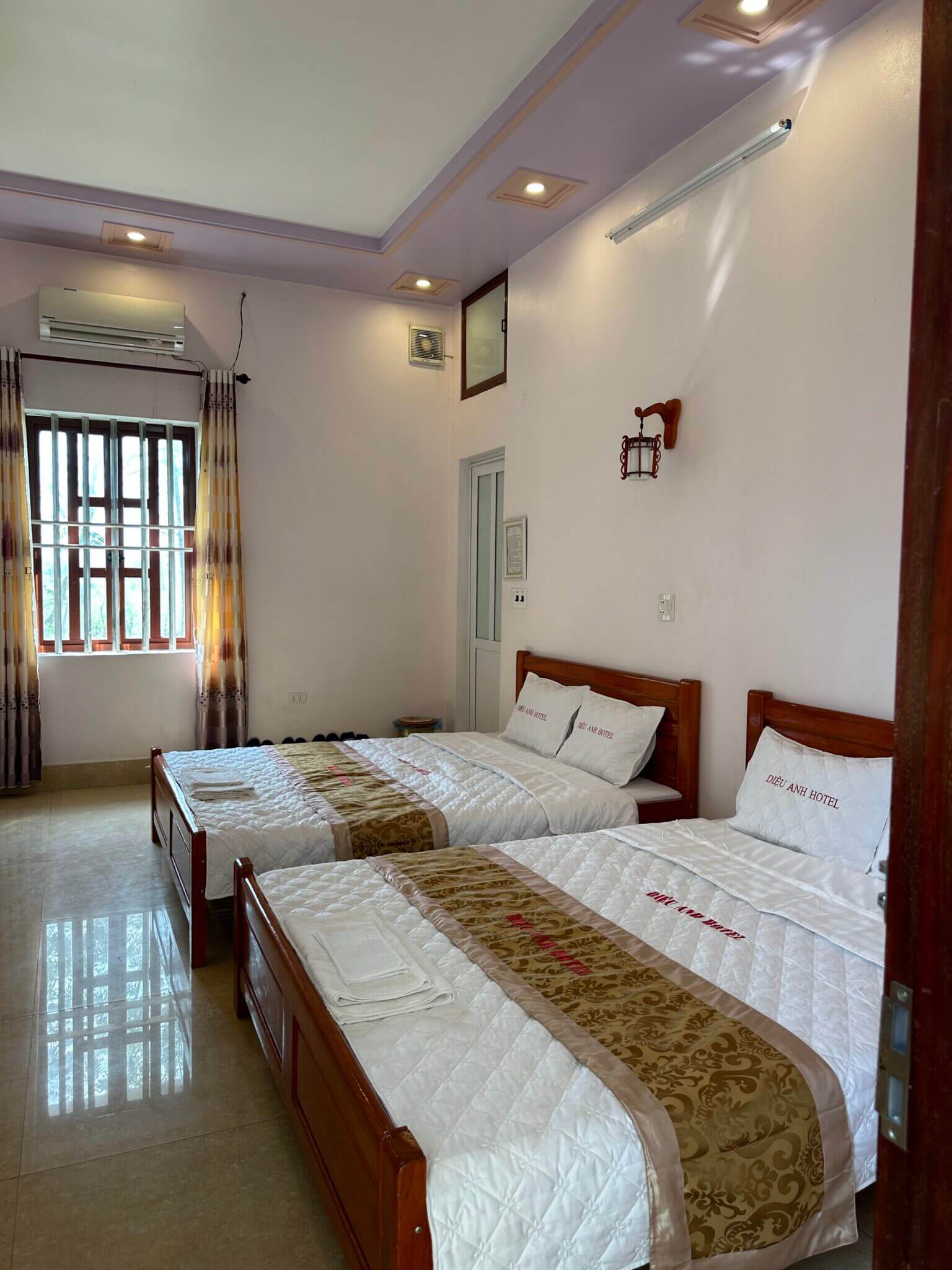 Khách Sạn Diệu Anh