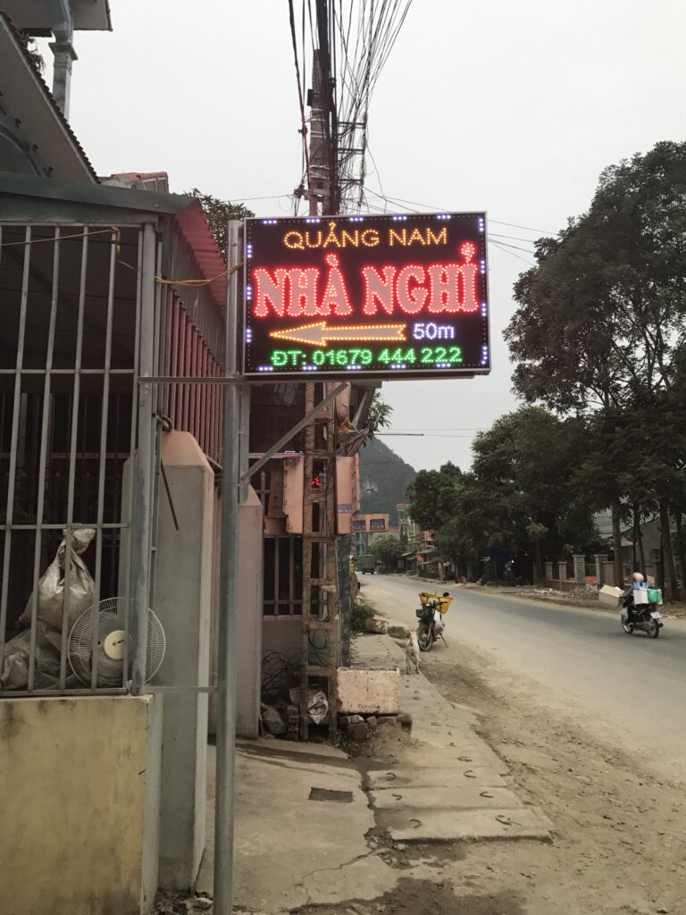 Nhà nghỉ Quảng Nam - Xã Quảng Uyên