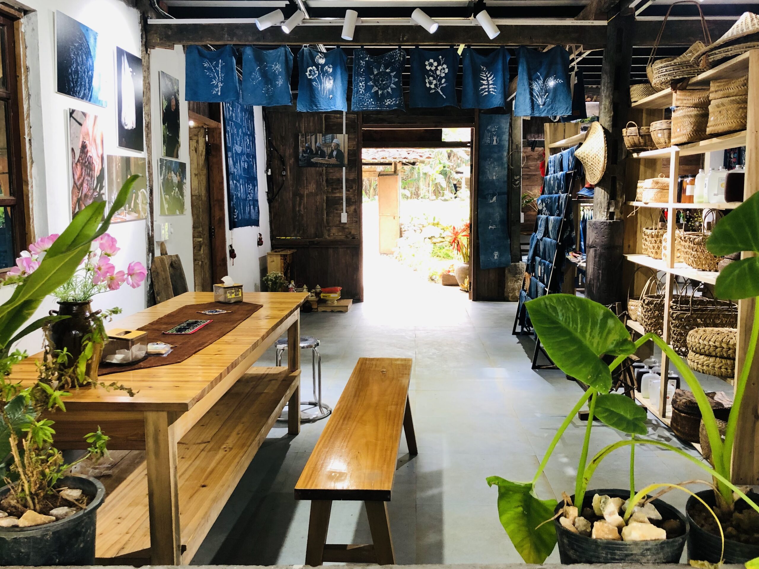 Nùng INDIGO Cafe & Homestay