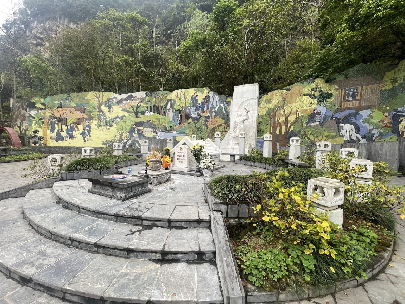 Khu Di tích Lịch sử Kim Đồng