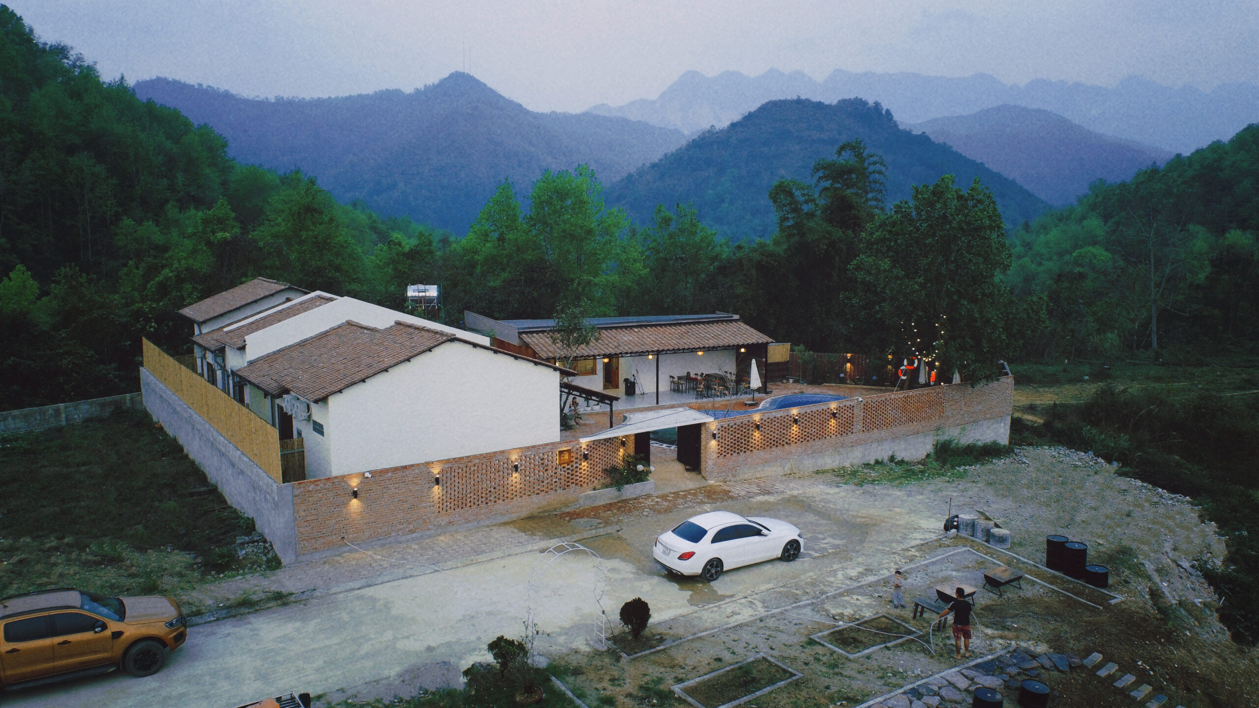 Bản Nhỏ – Little Village