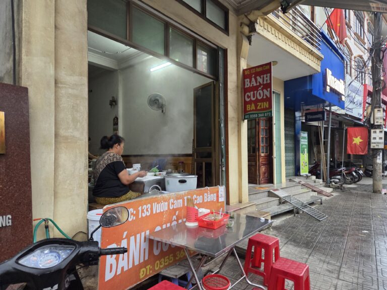Bánh cuốn Cao Bằng Bà Zin - Phường Thục Phán
