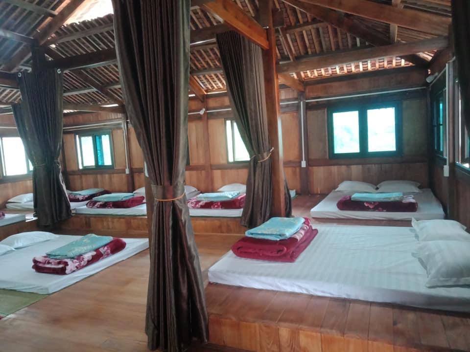 Bờ hồ Homestay