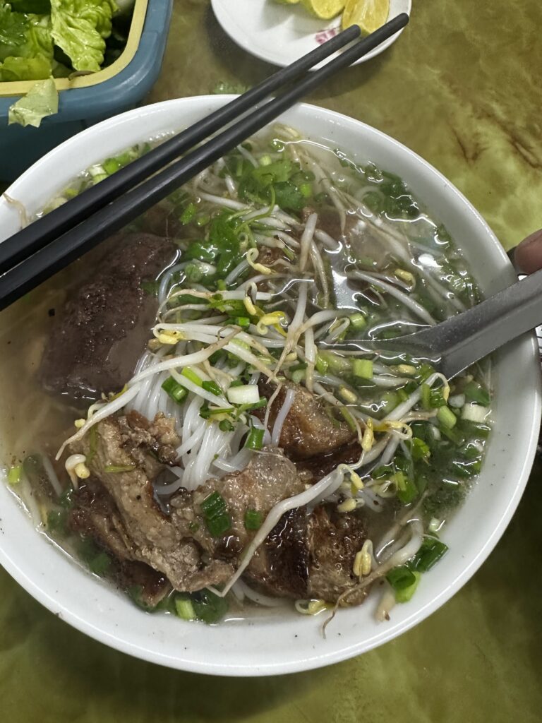 Bún chả Minh Oanh - Phường Thục Phán