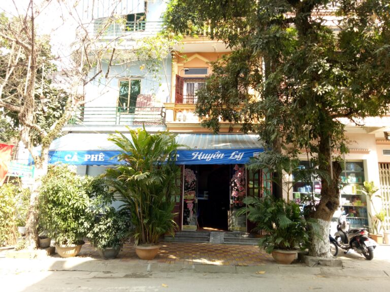 Cafe Huyền Ly - Phường Thục Phán