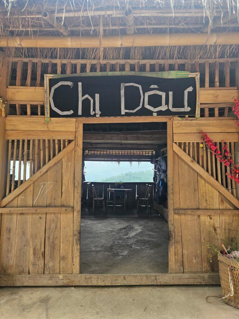 Chị Dậu H'mông Coffee - Xã Lý Bôn