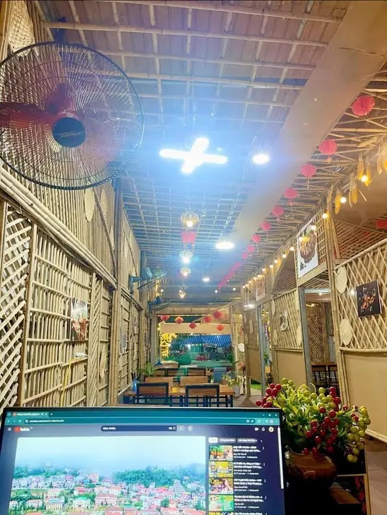 Chị Em quán - Phường Thục Phán