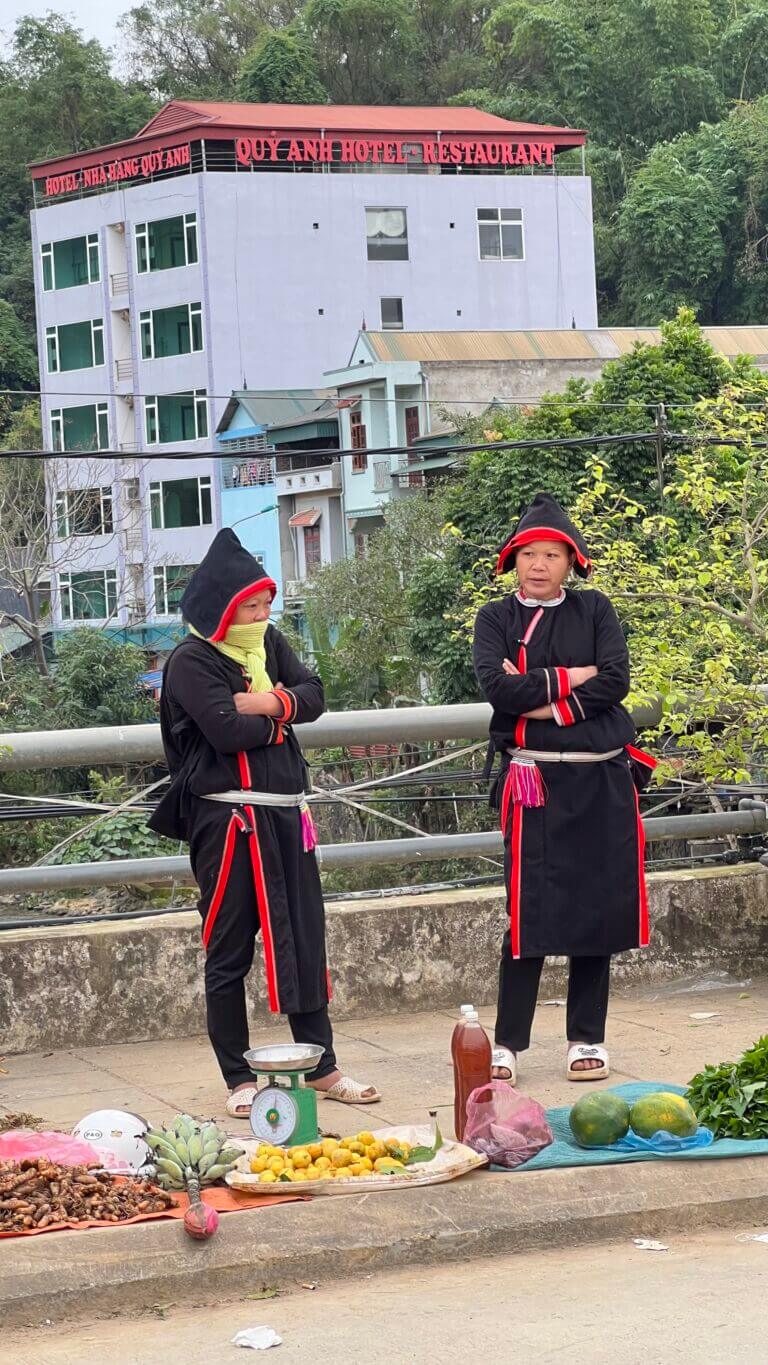 Chợ Đêm Thị Trấn Bảo Lạc