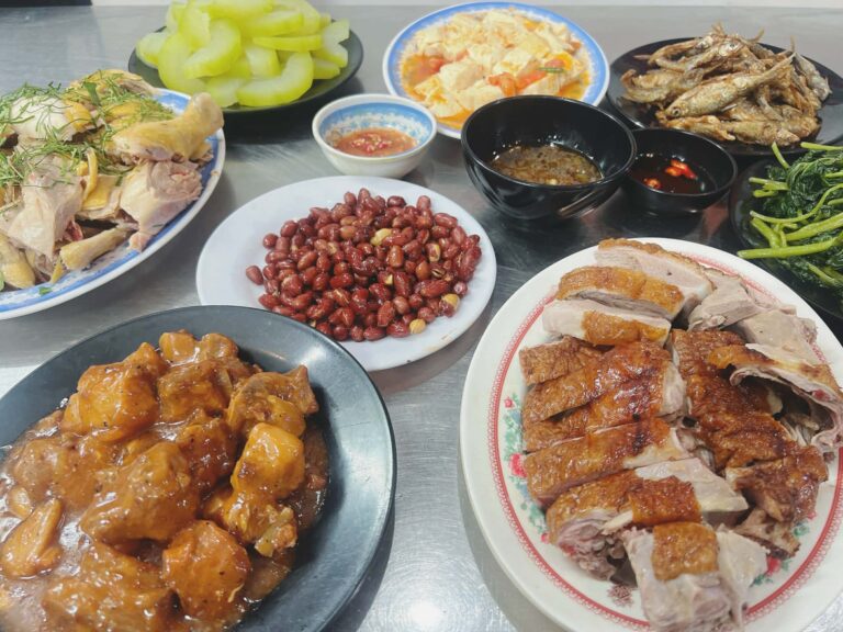 Cơm Ngon - Phường Thục Phán