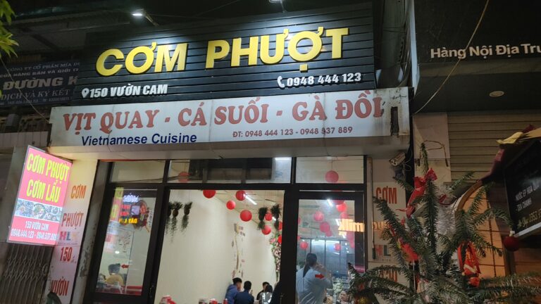 Cơm Phượt Quán Toan - Phường Thục Phán