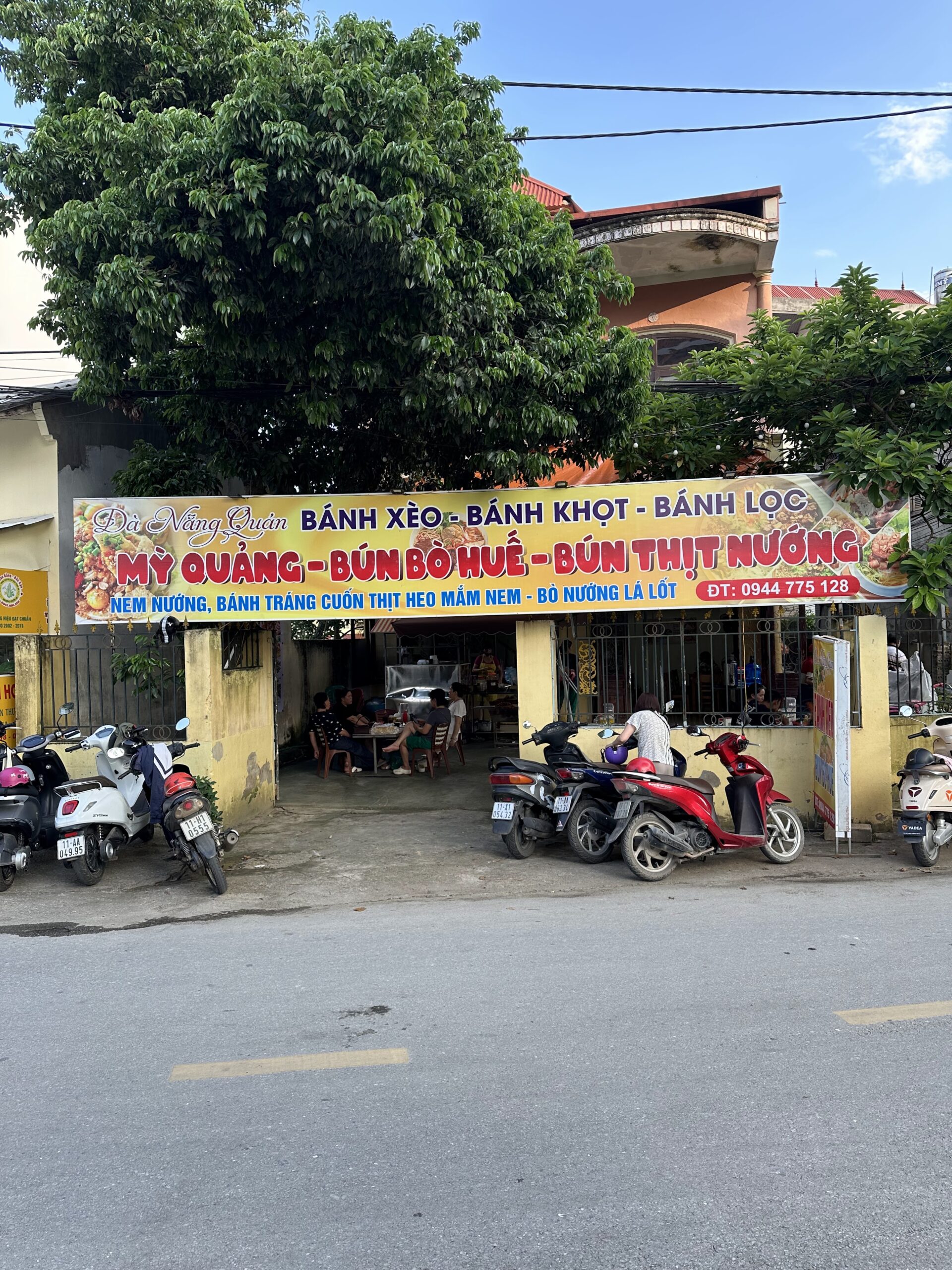 Đà Nẵng Quán – Bánh Xèo, Bún Bò Huế