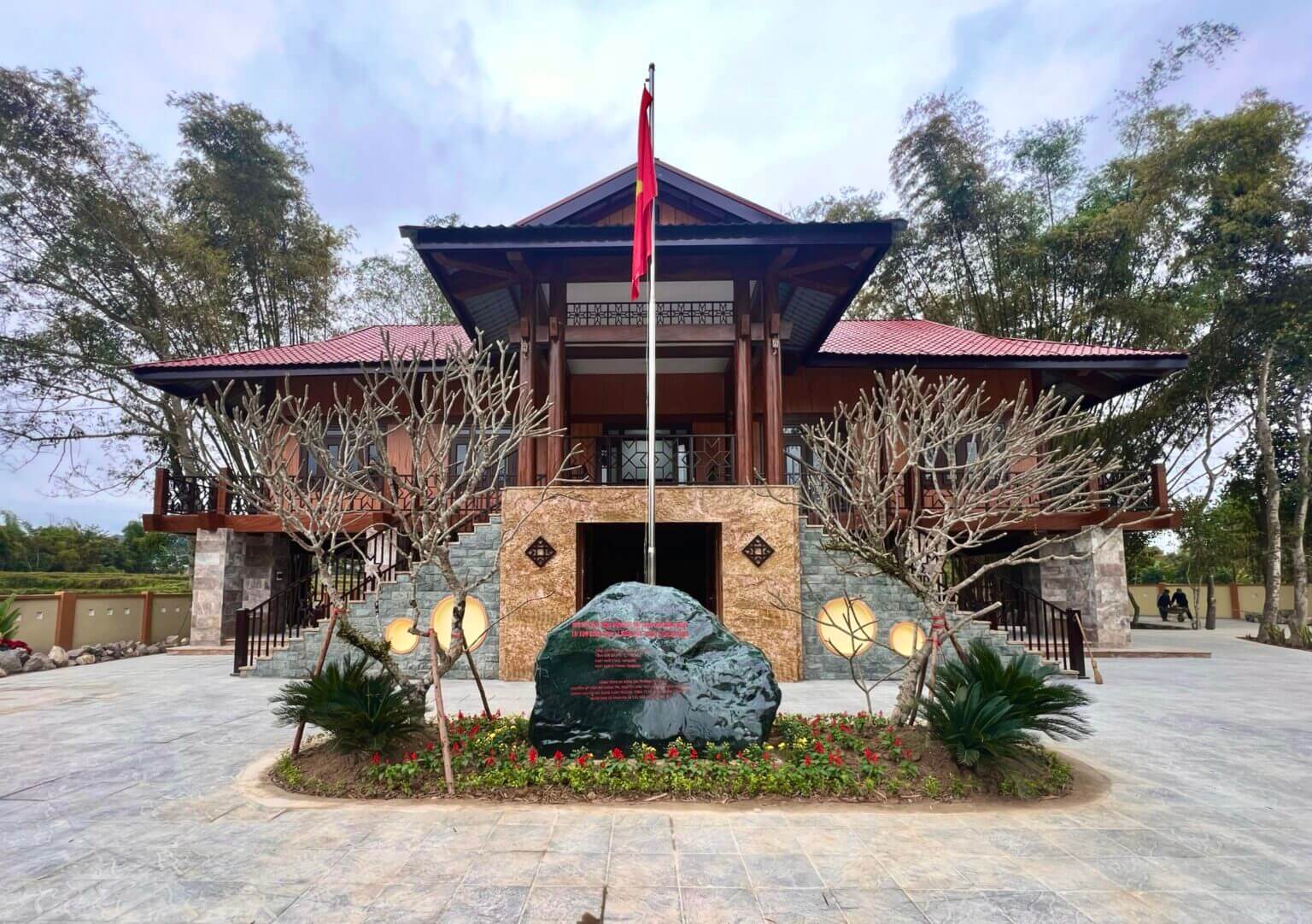 Tong Chup Massacre Memorial Site