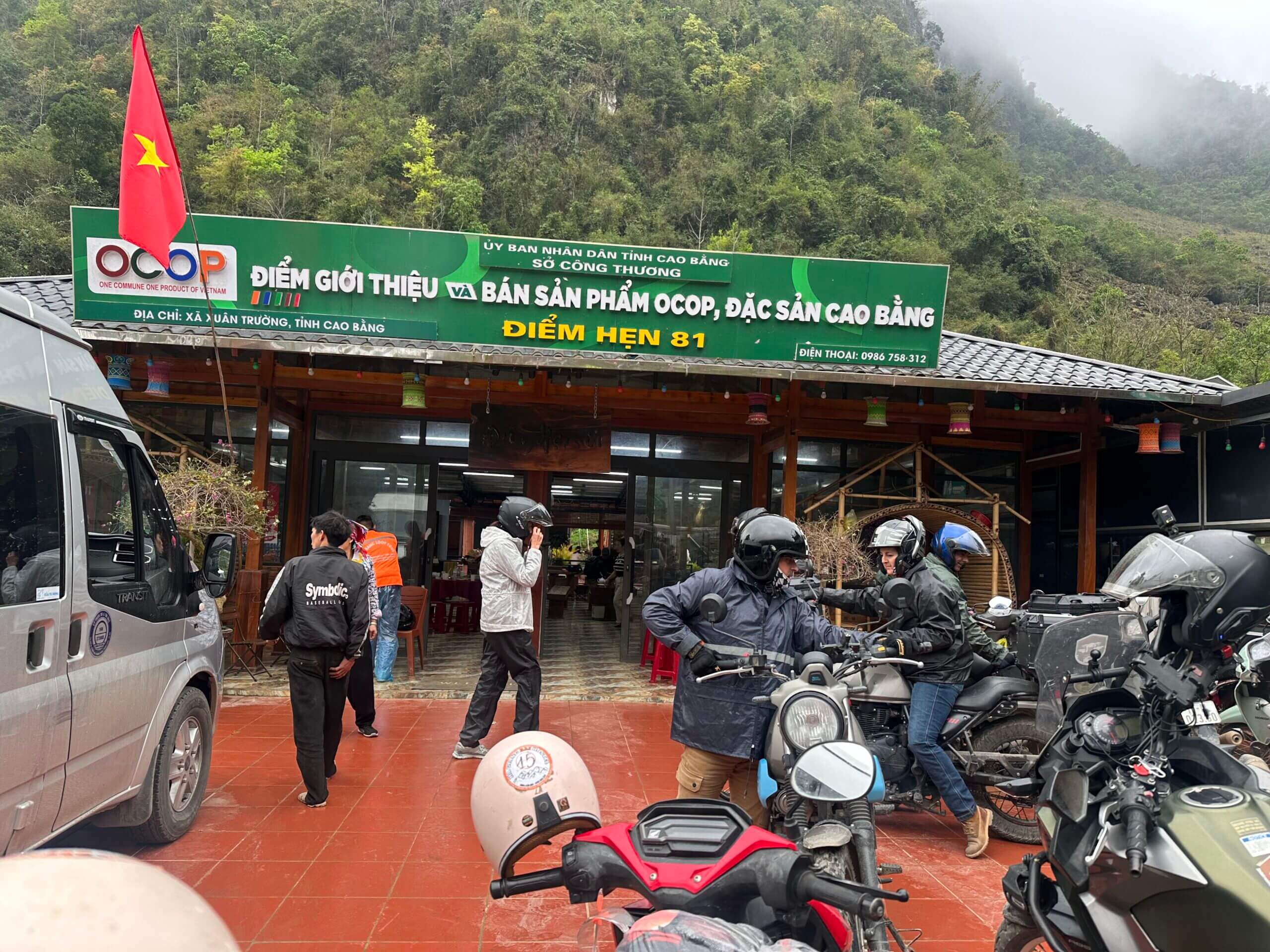 Điểm hẹn 81 Homestay và Coffee