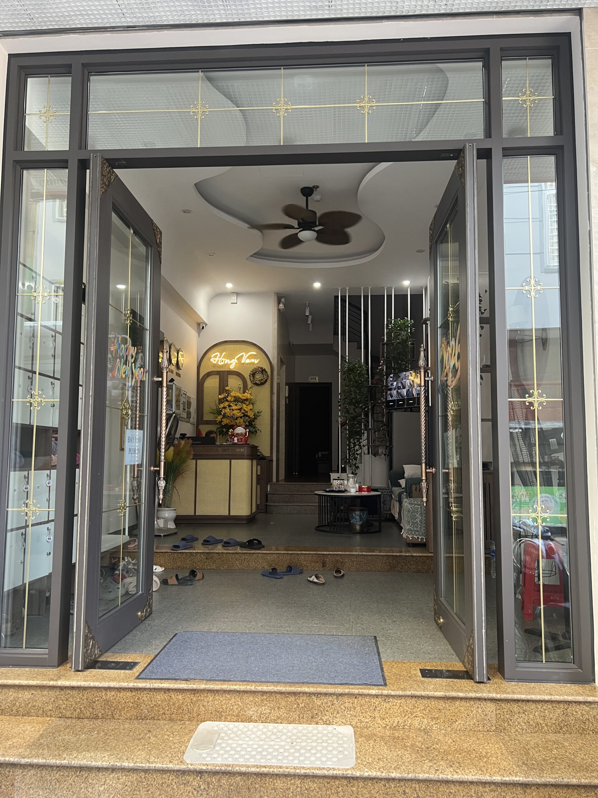 Hồng Vân Homestay