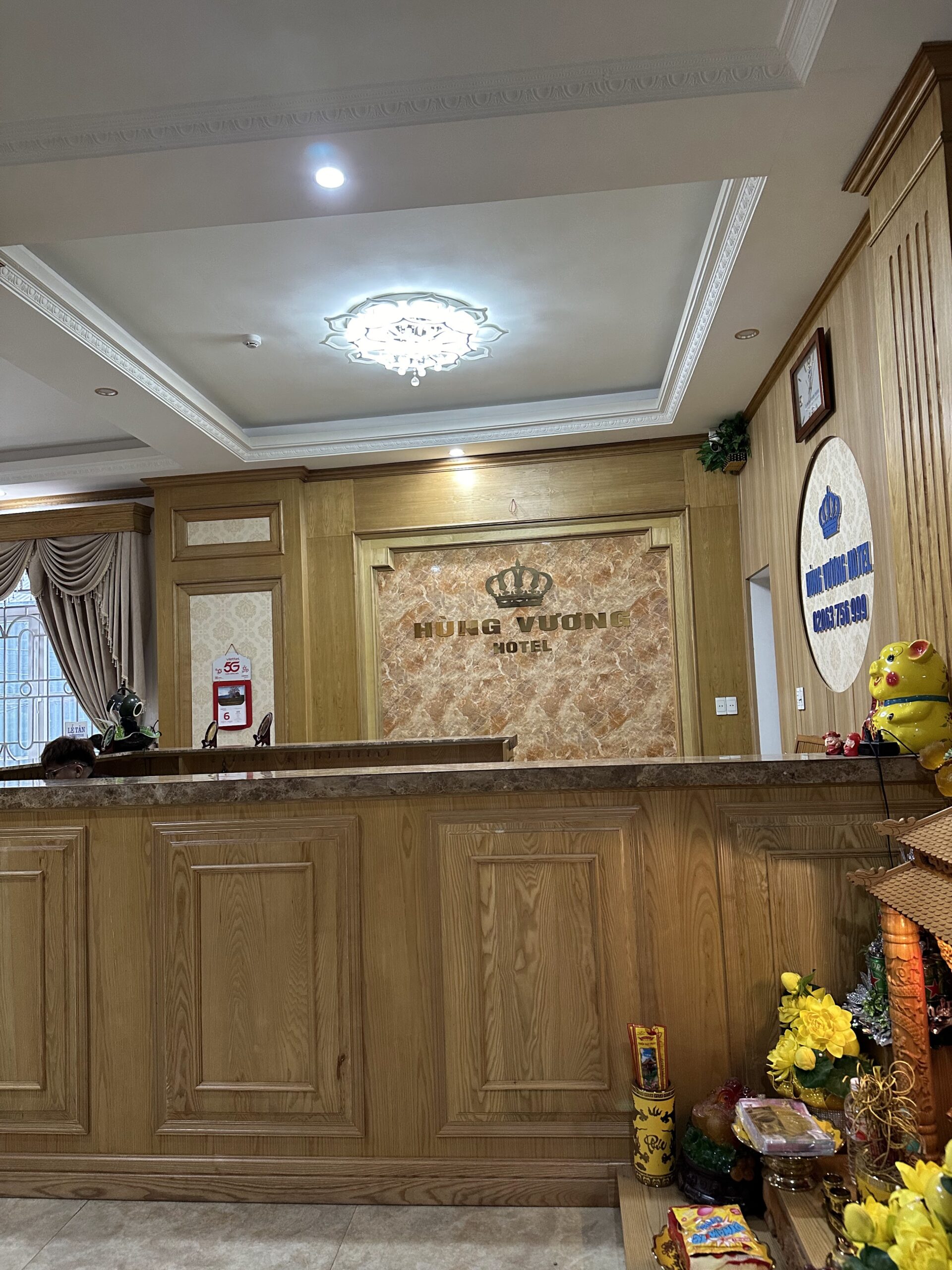 Hùng Vương Hotel