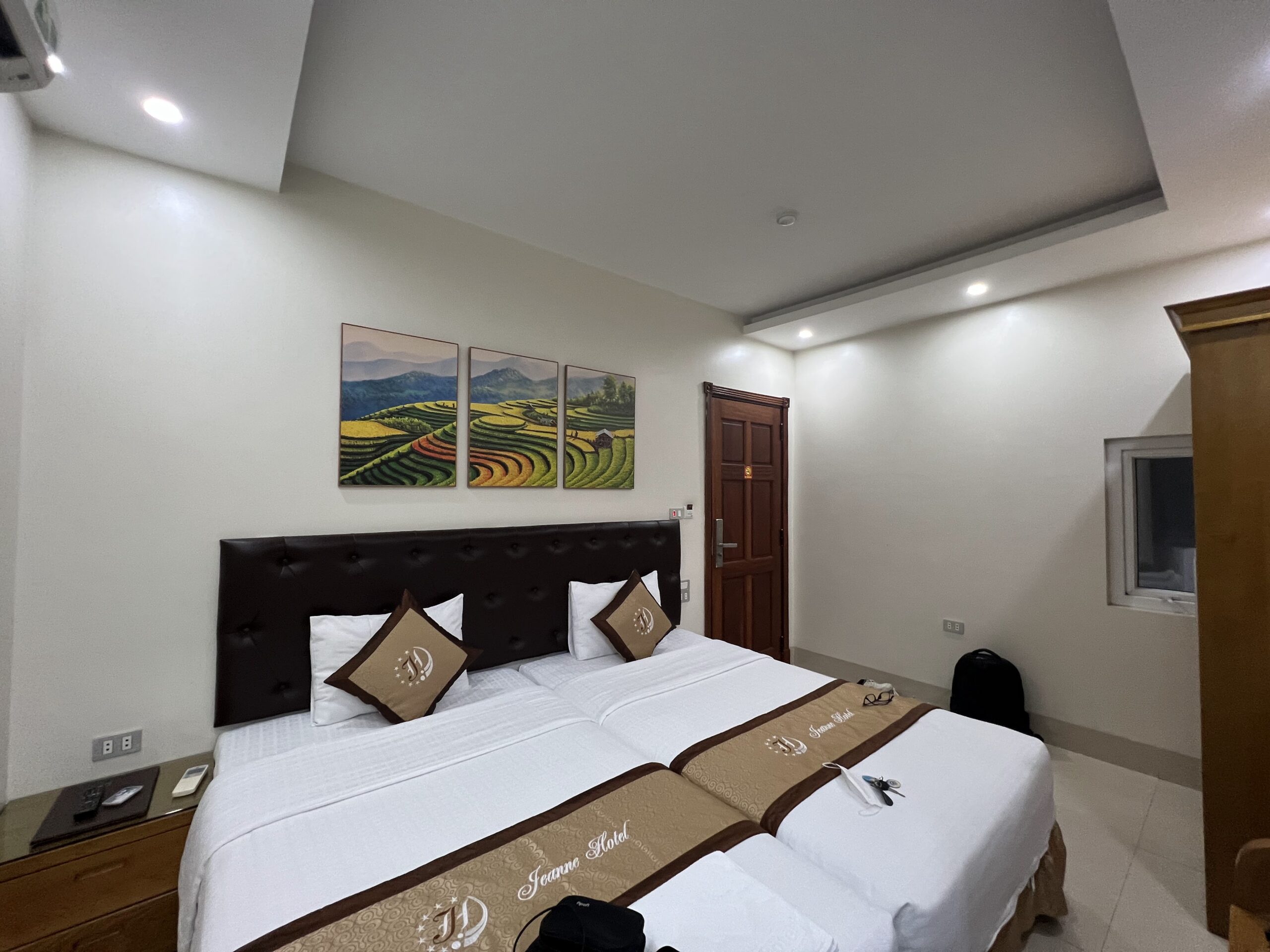 Jeanne Hotel CaoBang