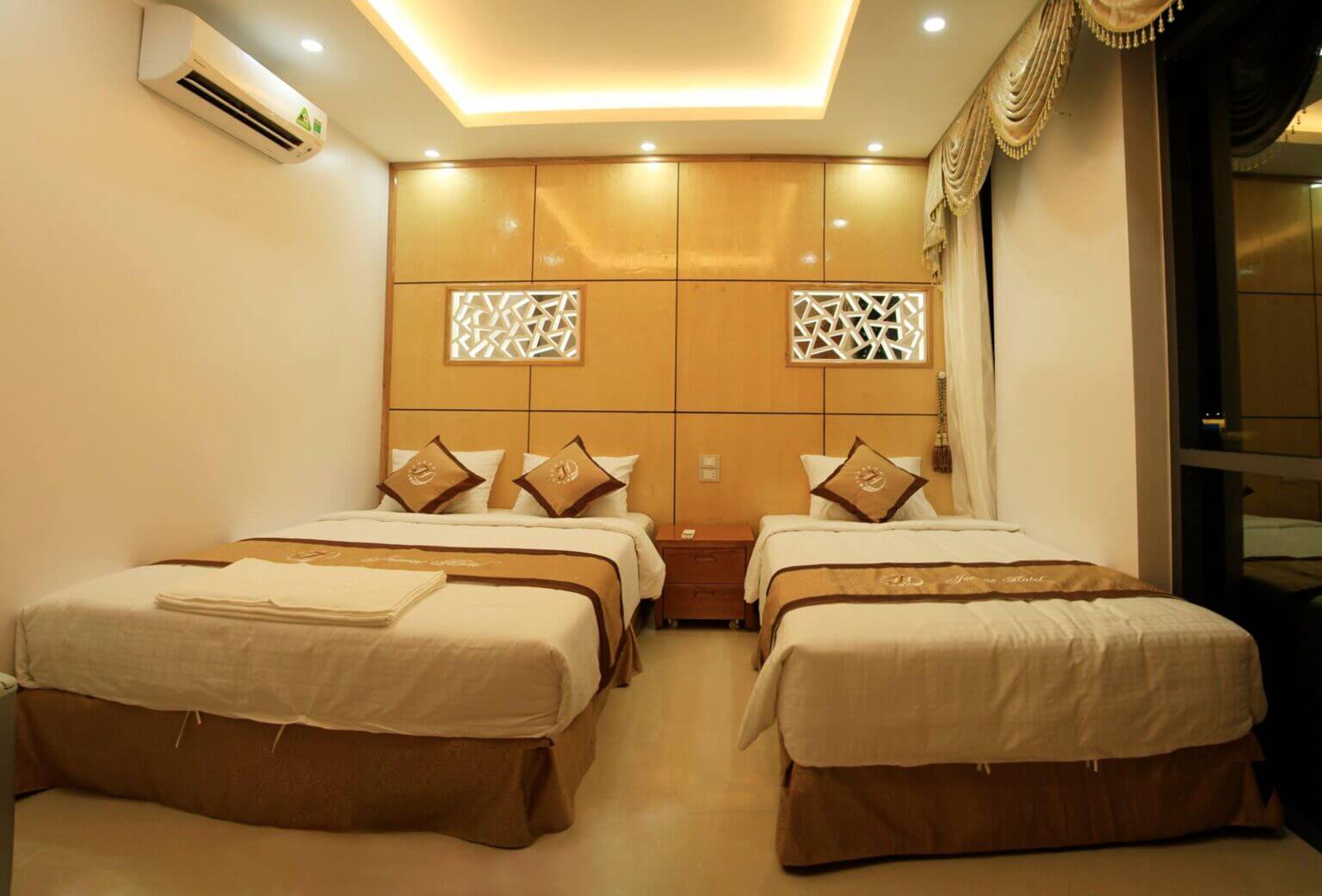 Jeanne Hotel CaoBang