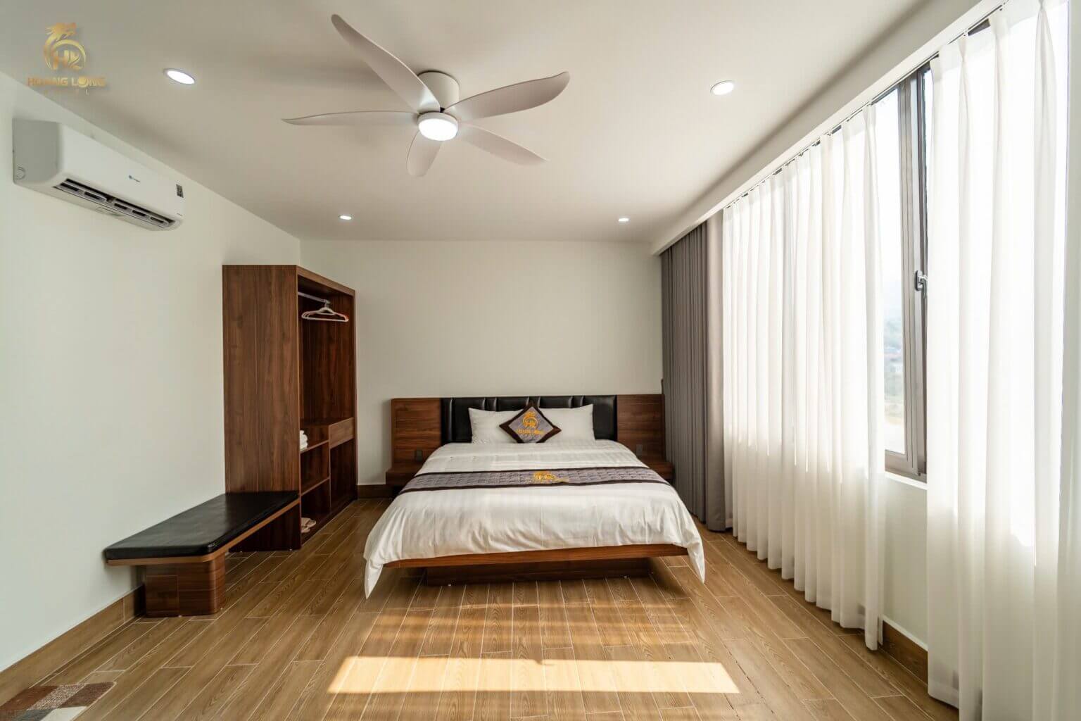 Khách Sạn Hoàng Long