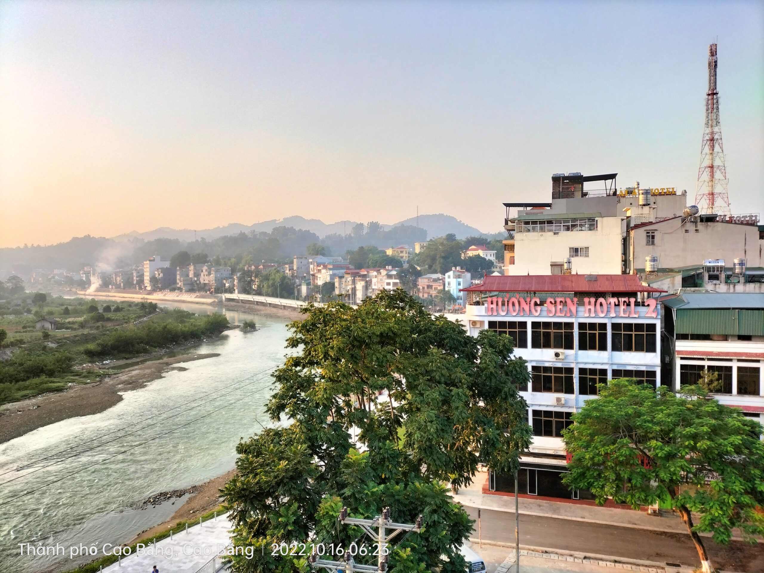 Khách Sạn Hương Sen