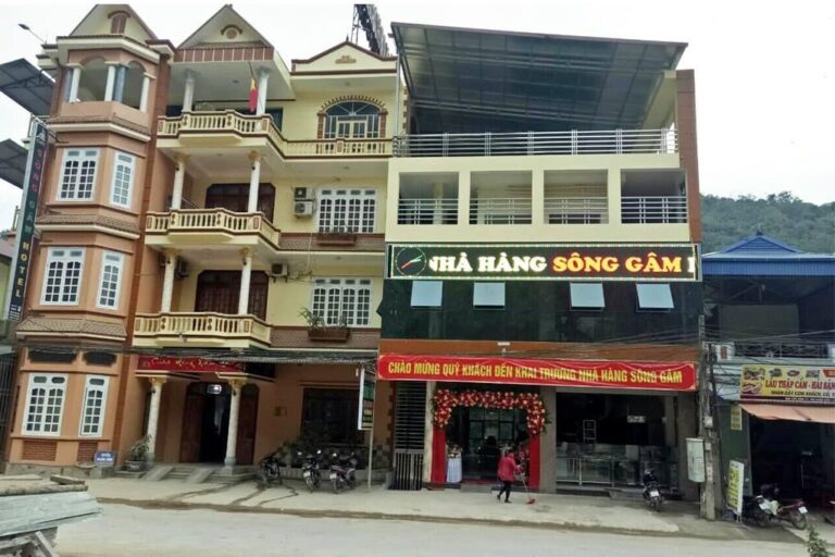 Khách sạn - nhà hàng Sông Gâm - Xã Bảo Lạc