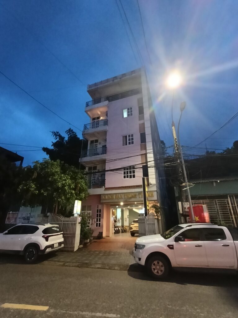 Khách Sạn Thịnh Thành - Phường Thục Phán