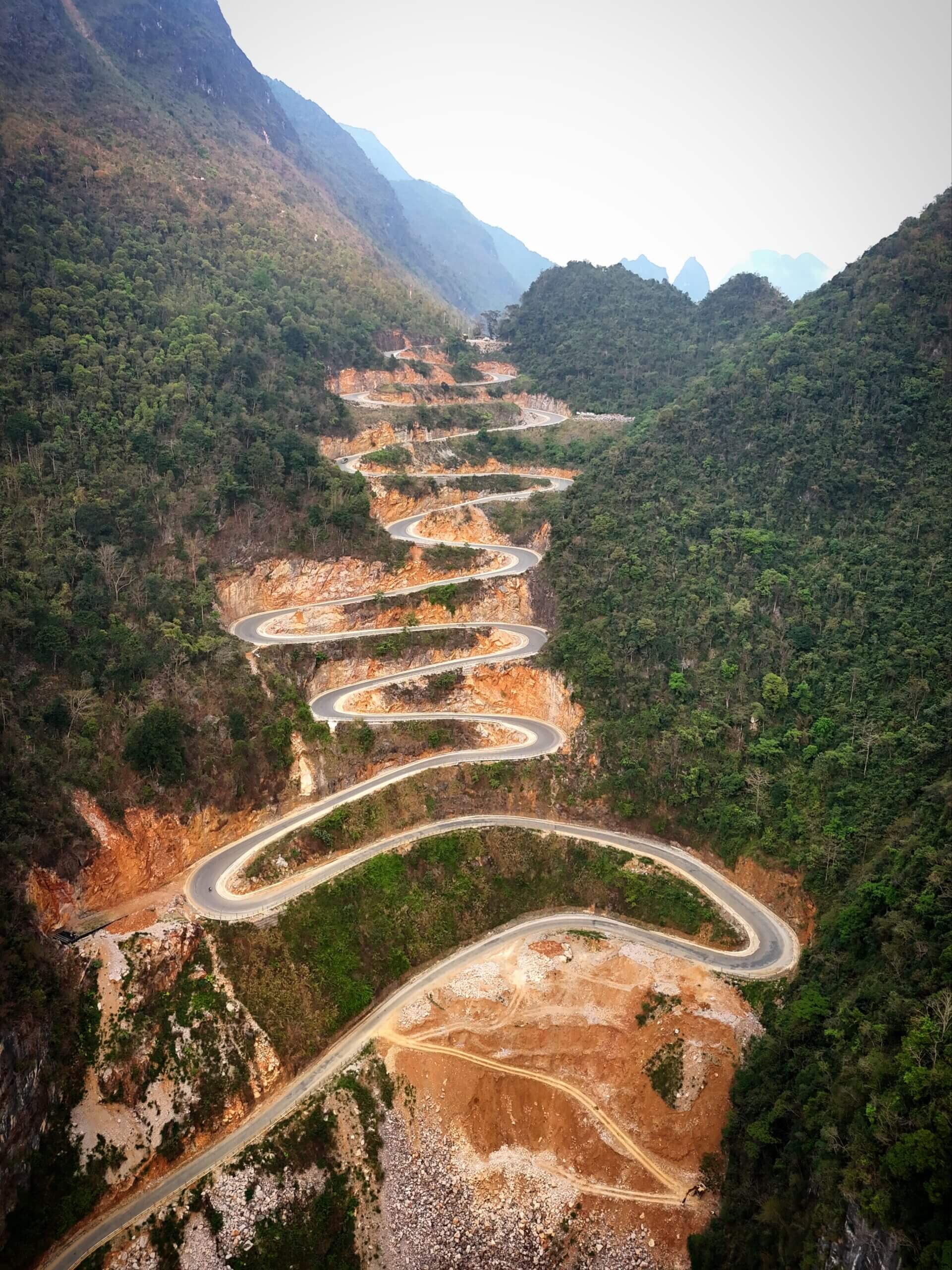 Khau Coc Cha Mountain Pass – Đèo 15 tầng