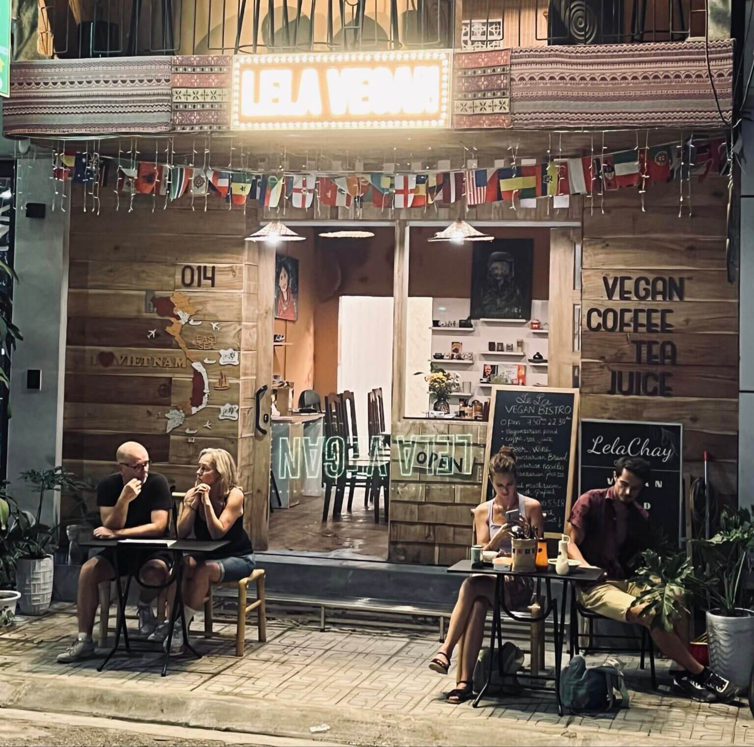 Lela Vegan Bistro Cao Bằng