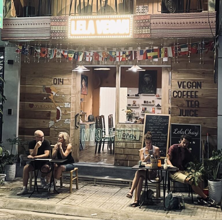 Lela Vegan Bistro Cao Bằng - Phường Thục Phán