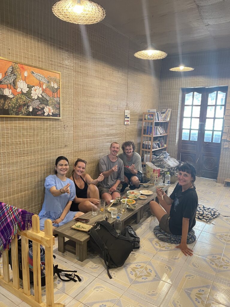 Lela Vegan Bistro Cao Bằng - ảnh 4