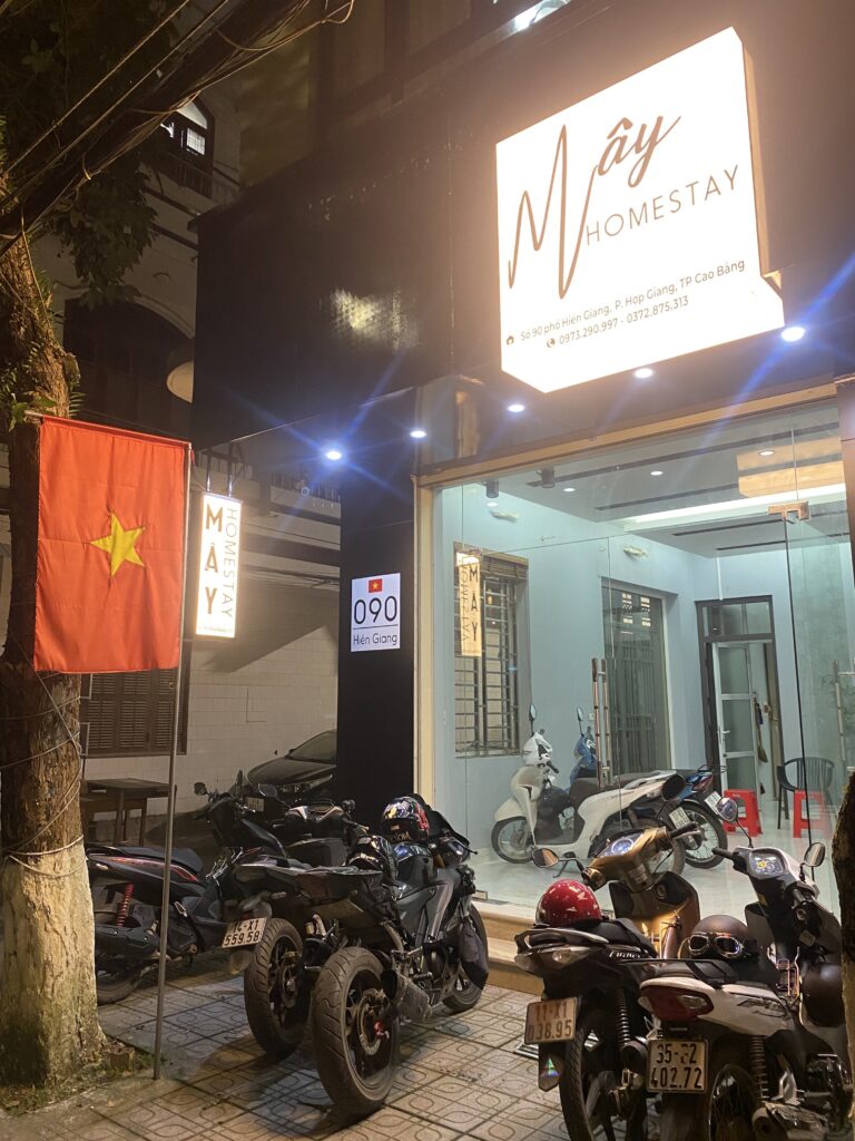 Mây homestay - Phường Thục Phán